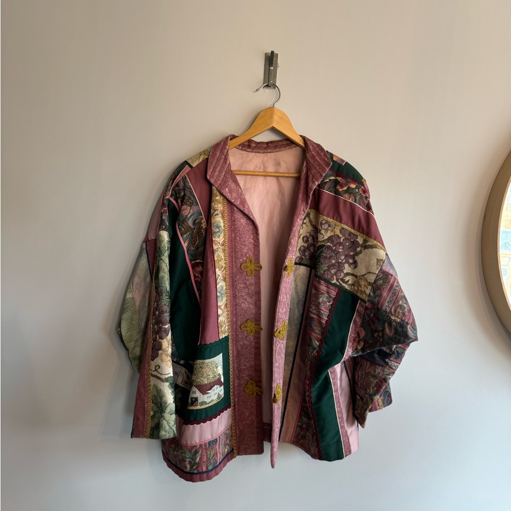 Vintage one size multi colour medium weight jacket…